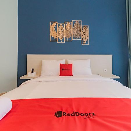 Reddoorz Plus Near Surapati Core Bandung Luaran gambar