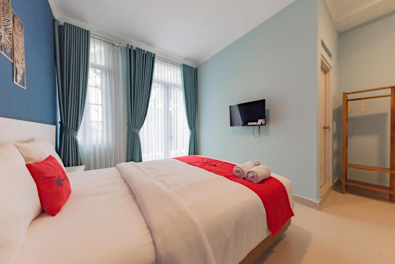 Reddoorz Plus Near Surapati Core Bandung Luaran gambar