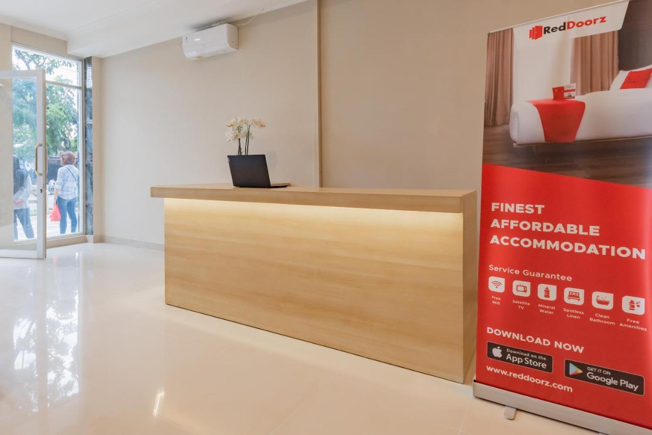 Reddoorz Plus Near Surapati Core Bandung Luaran gambar